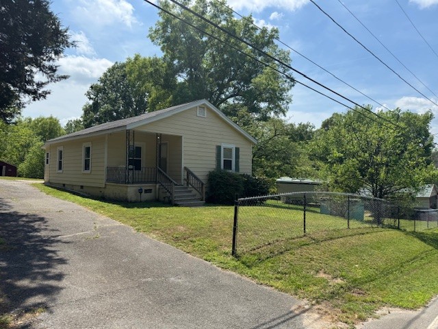 325 Queens Road