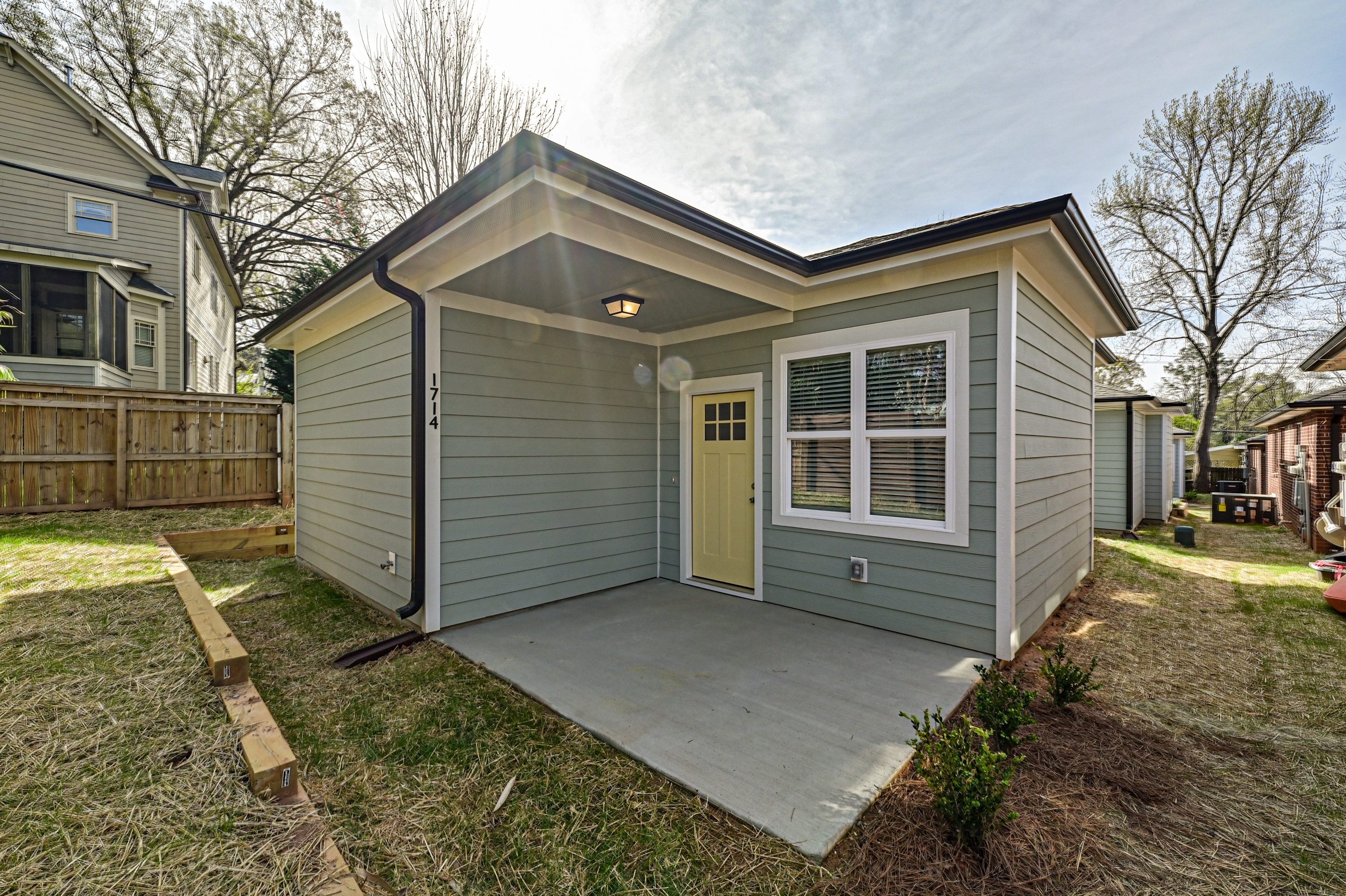 1714 Club Road