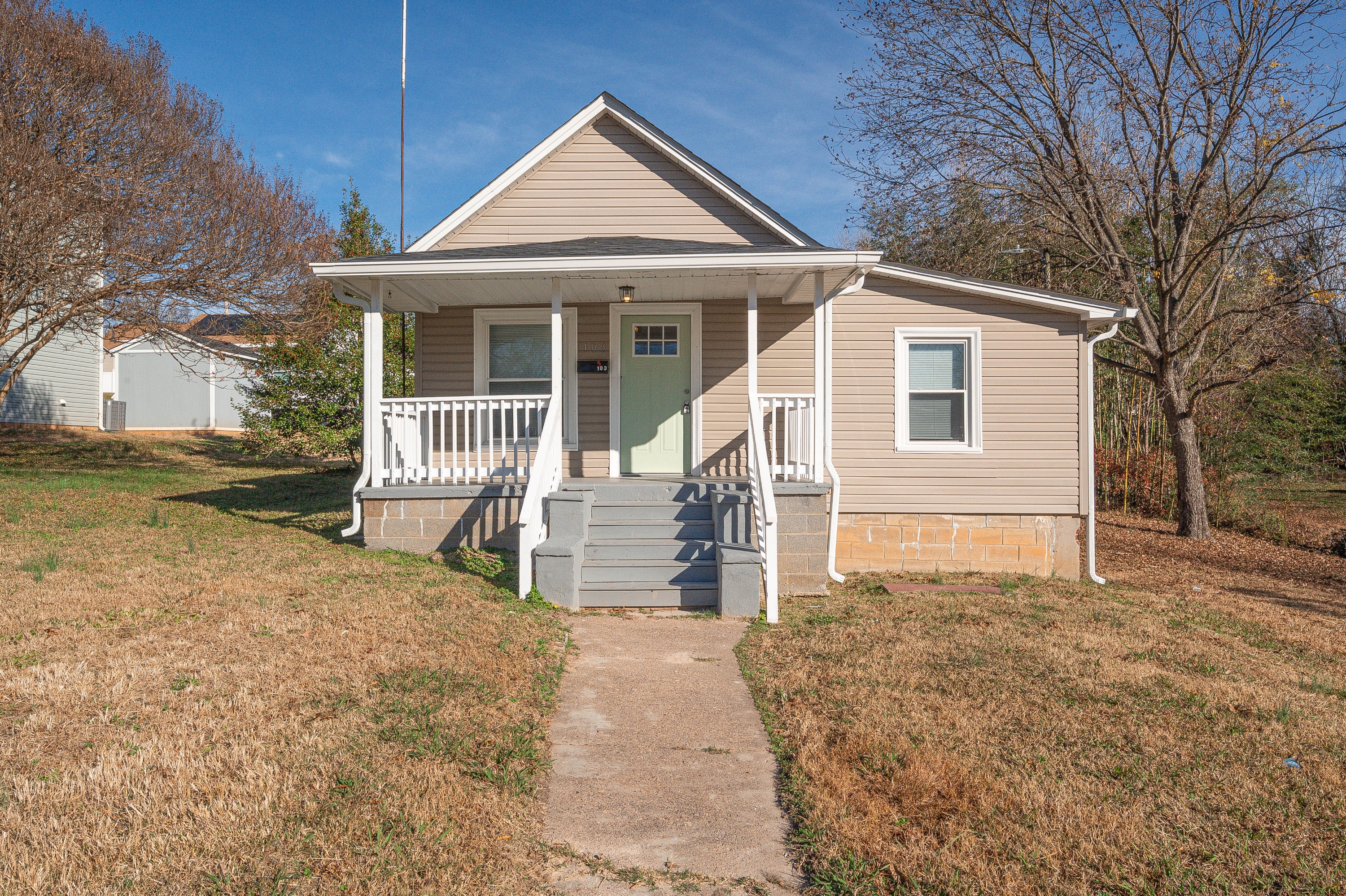 103 East Louisiana Avenue