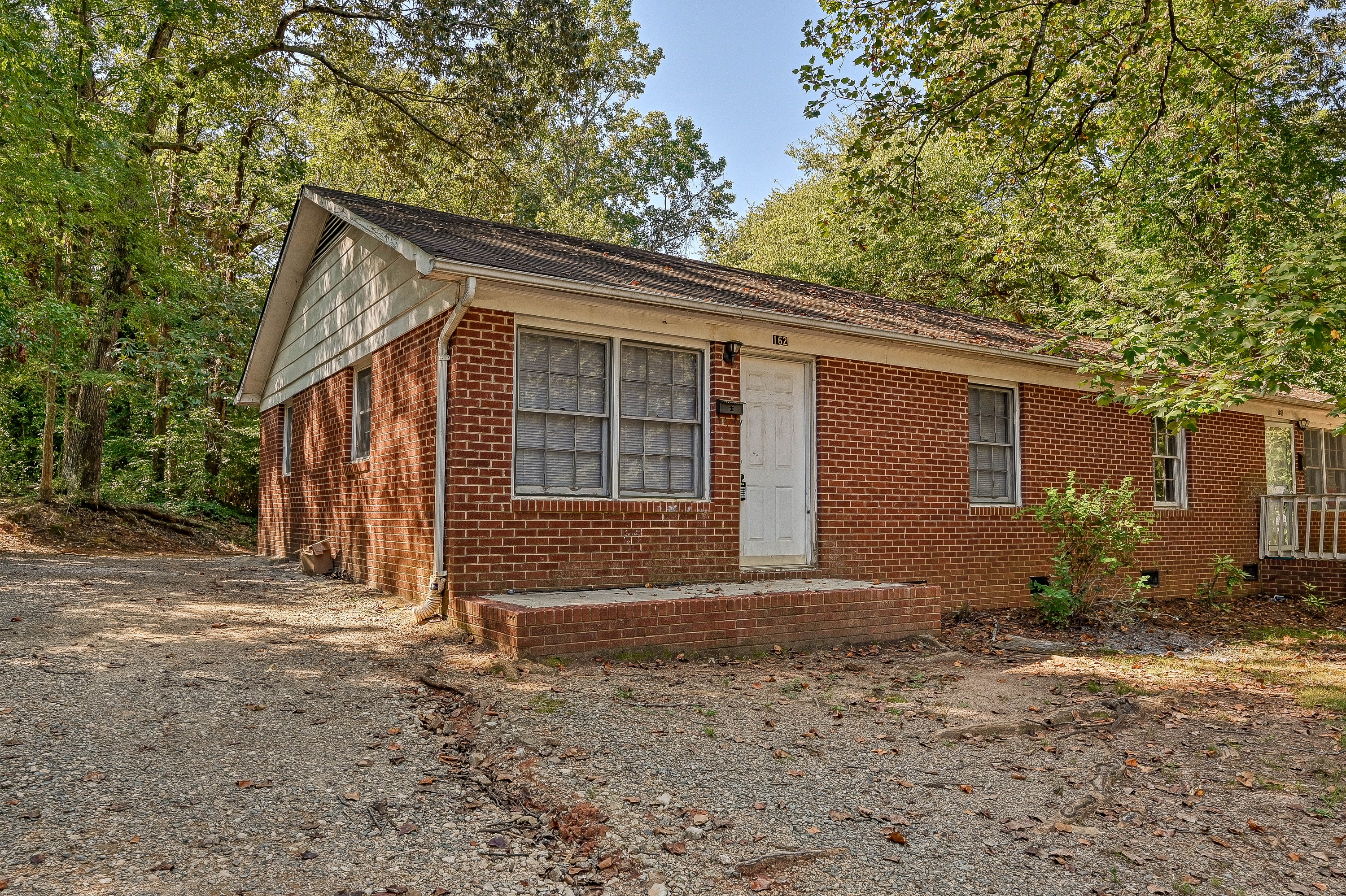 162 American Avenue Northeast - 1
