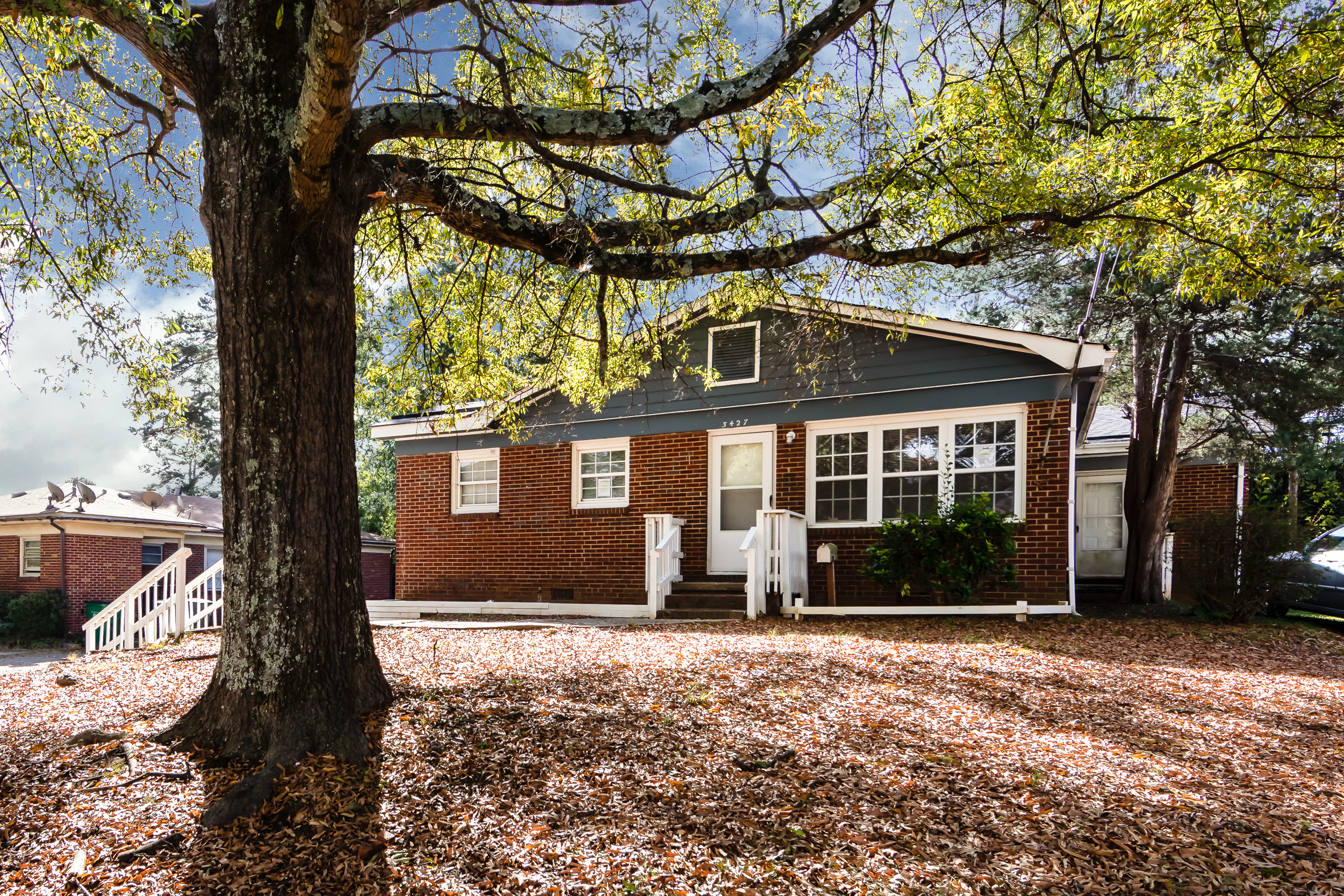 3427 Meredith Avenue